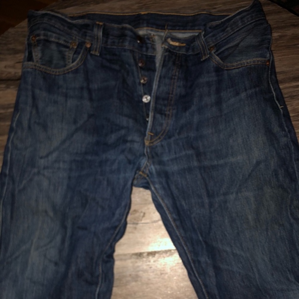 Levi jeans